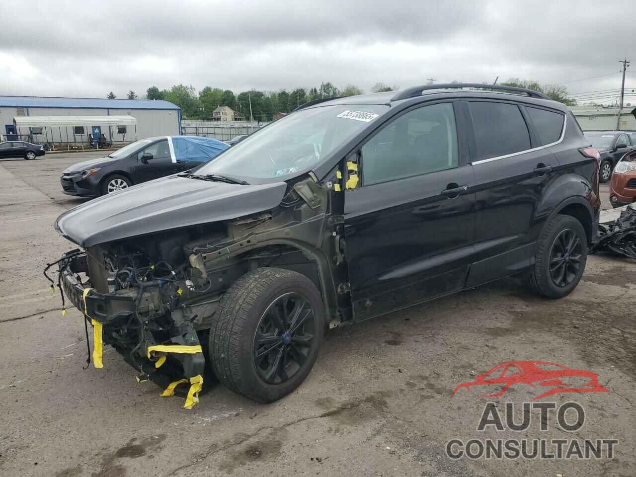 FORD ESCAPE 2018 - 1FMCU0GD7JUB02671