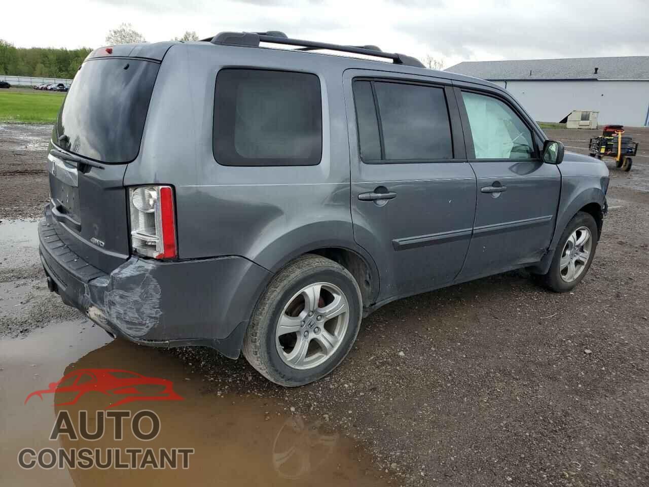 HONDA PILOT 2013 - 5FNYF4H46DB046519