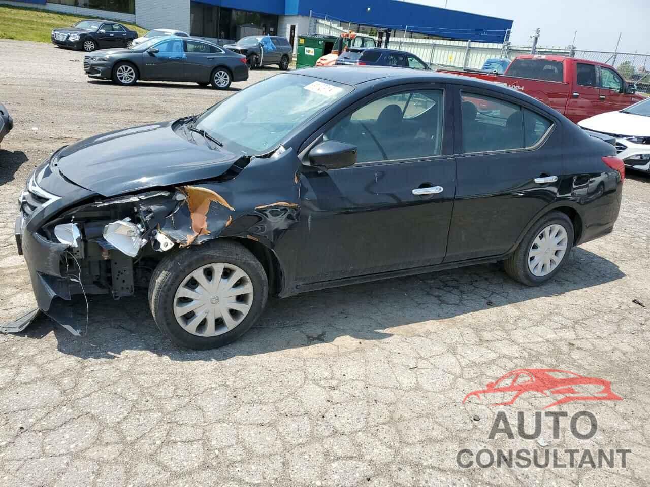 NISSAN VERSA 2017 - 3N1CN7AP8HL840175