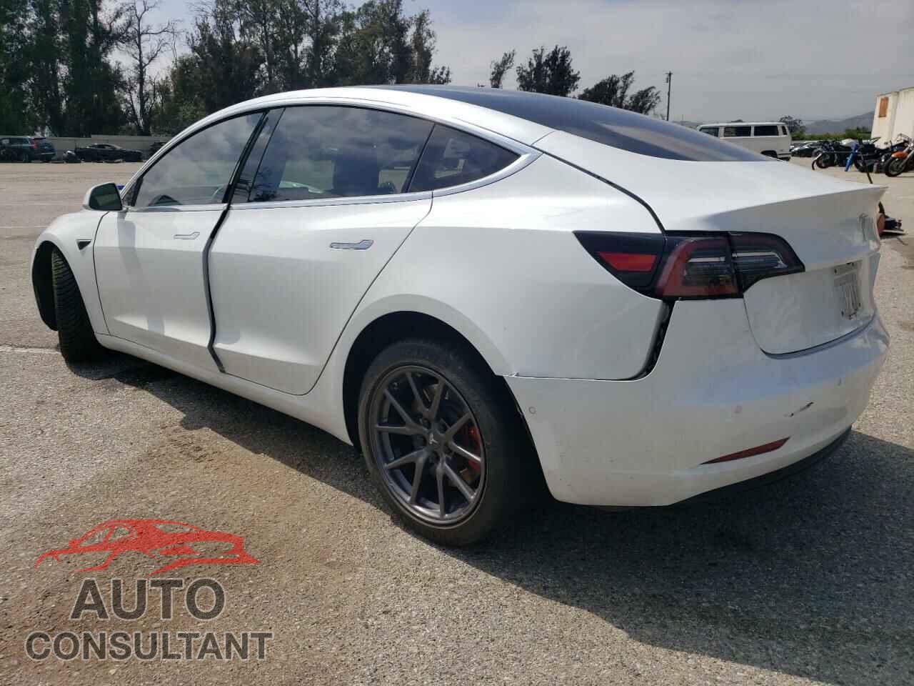 TESLA MODEL 3 2018 - 5YJ3E1EB4JF085278