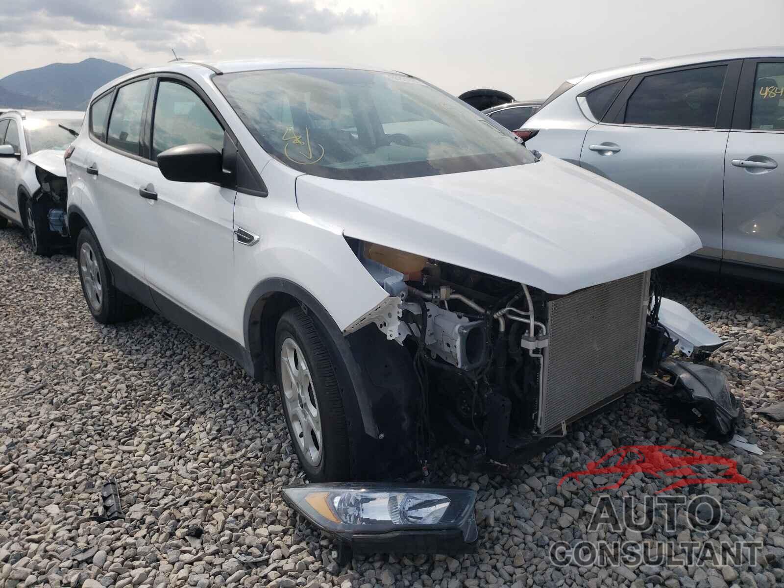 FORD ESCAPE 2019 - 1FMCU0F77KUB31438
