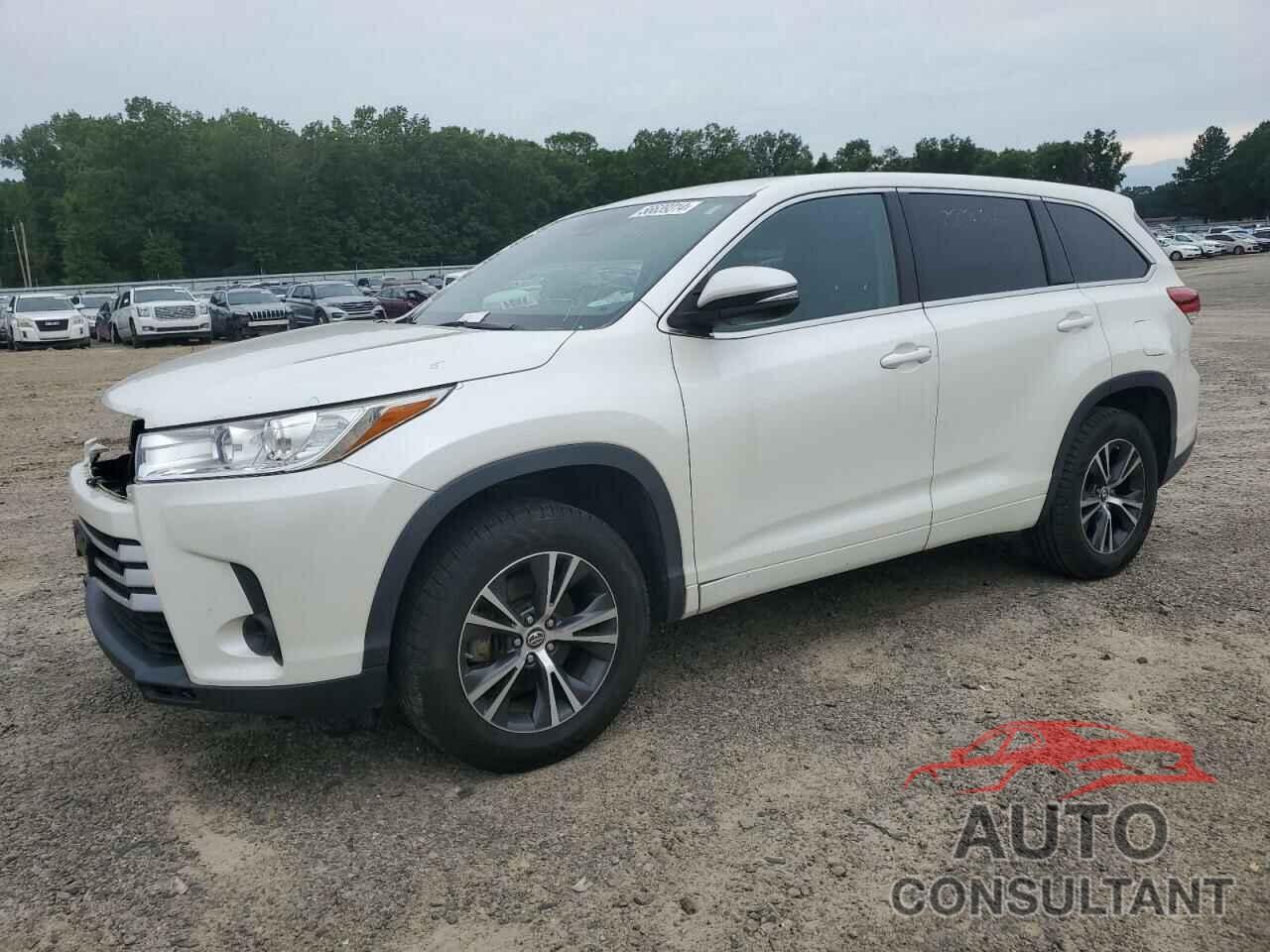 TOYOTA HIGHLANDER 2018 - 5TDZARFH3JS037368