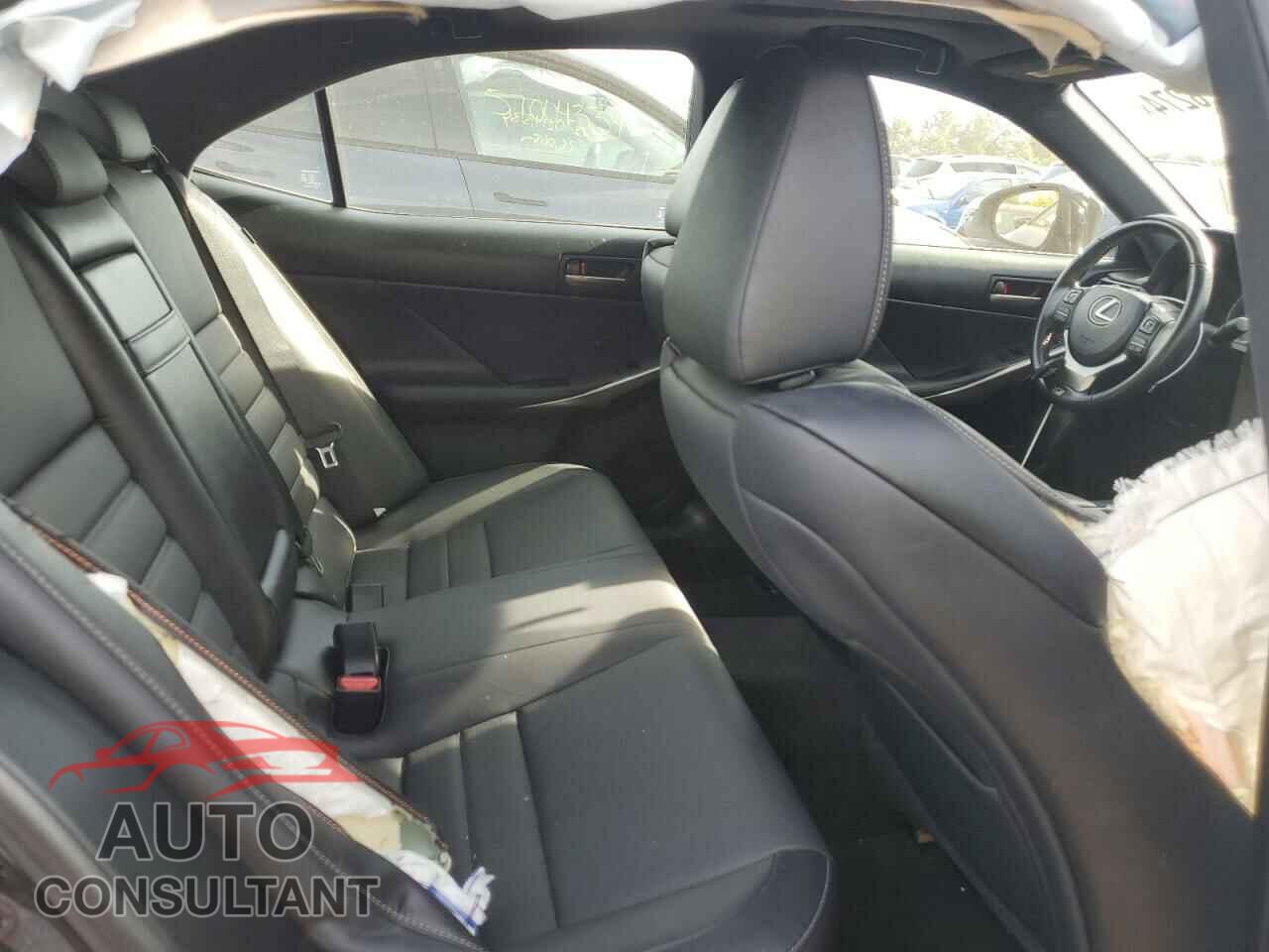 LEXUS IS 2017 - JTHBA1D20H5052412