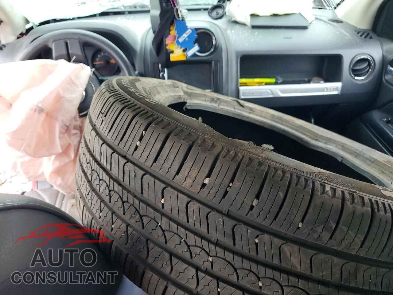 JEEP COMPASS 2015 - 1C4NJCBA7FD367666