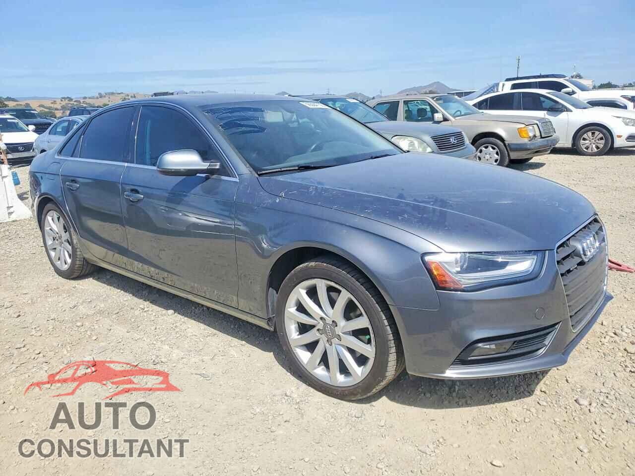AUDI A4 2013 - WAUFFAFL5DN031511