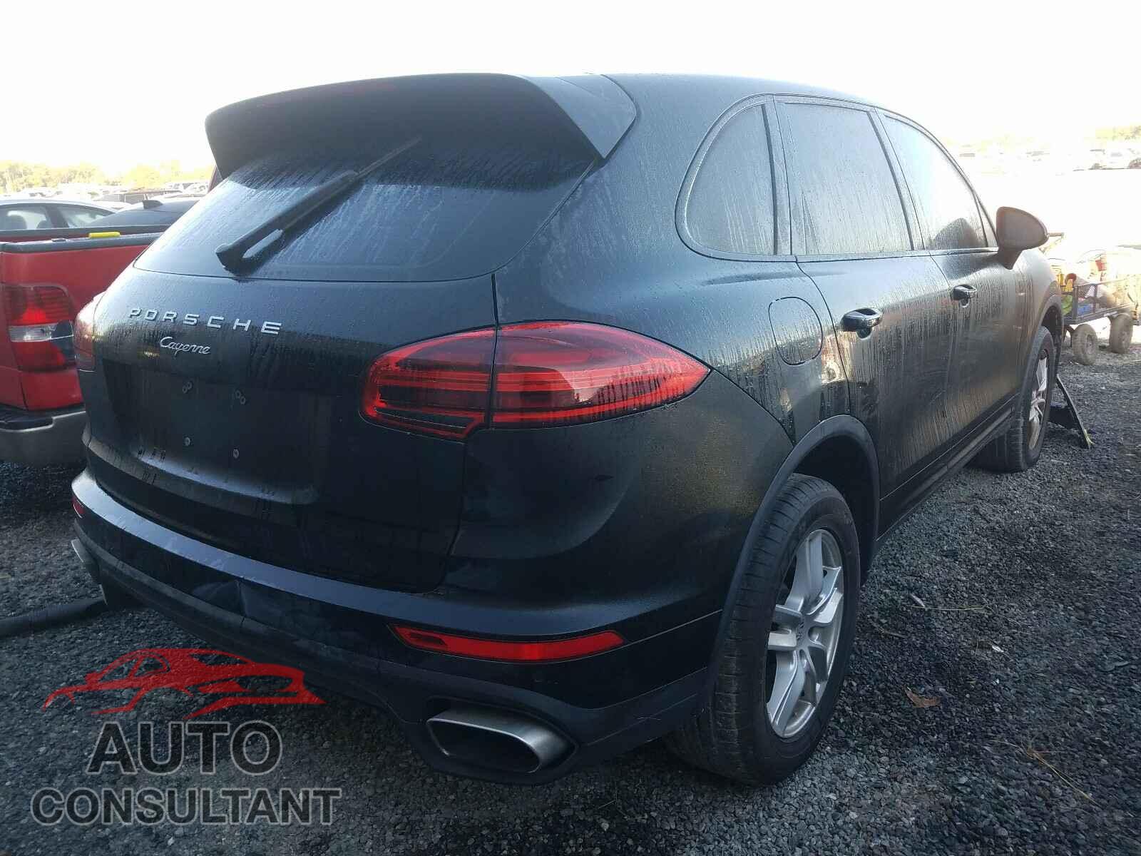PORSCHE CAYENNE 2016 - WP1AA2A25GKA09478