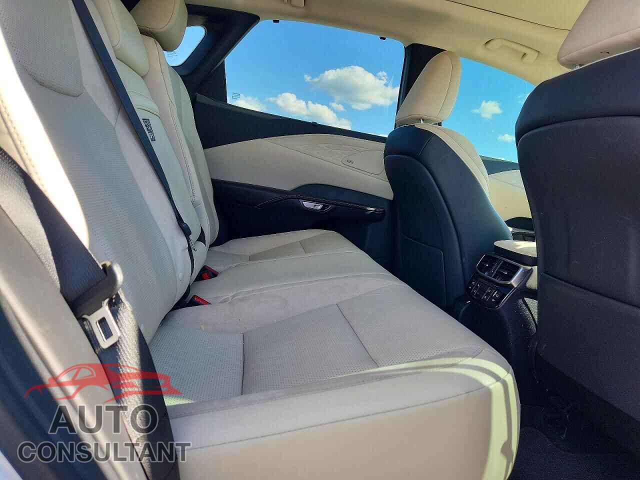 LEXUS UNKNOWN 2024 - 2T2BBMCA9RC054250