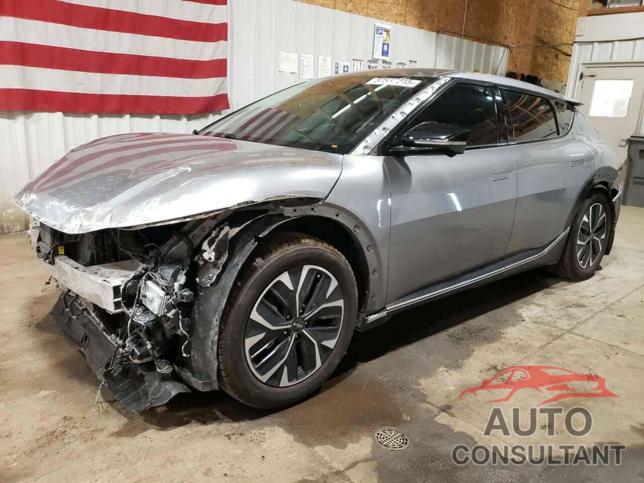 KIA EV6 LIGHT 2022 - KNDC3DLC8N5038538