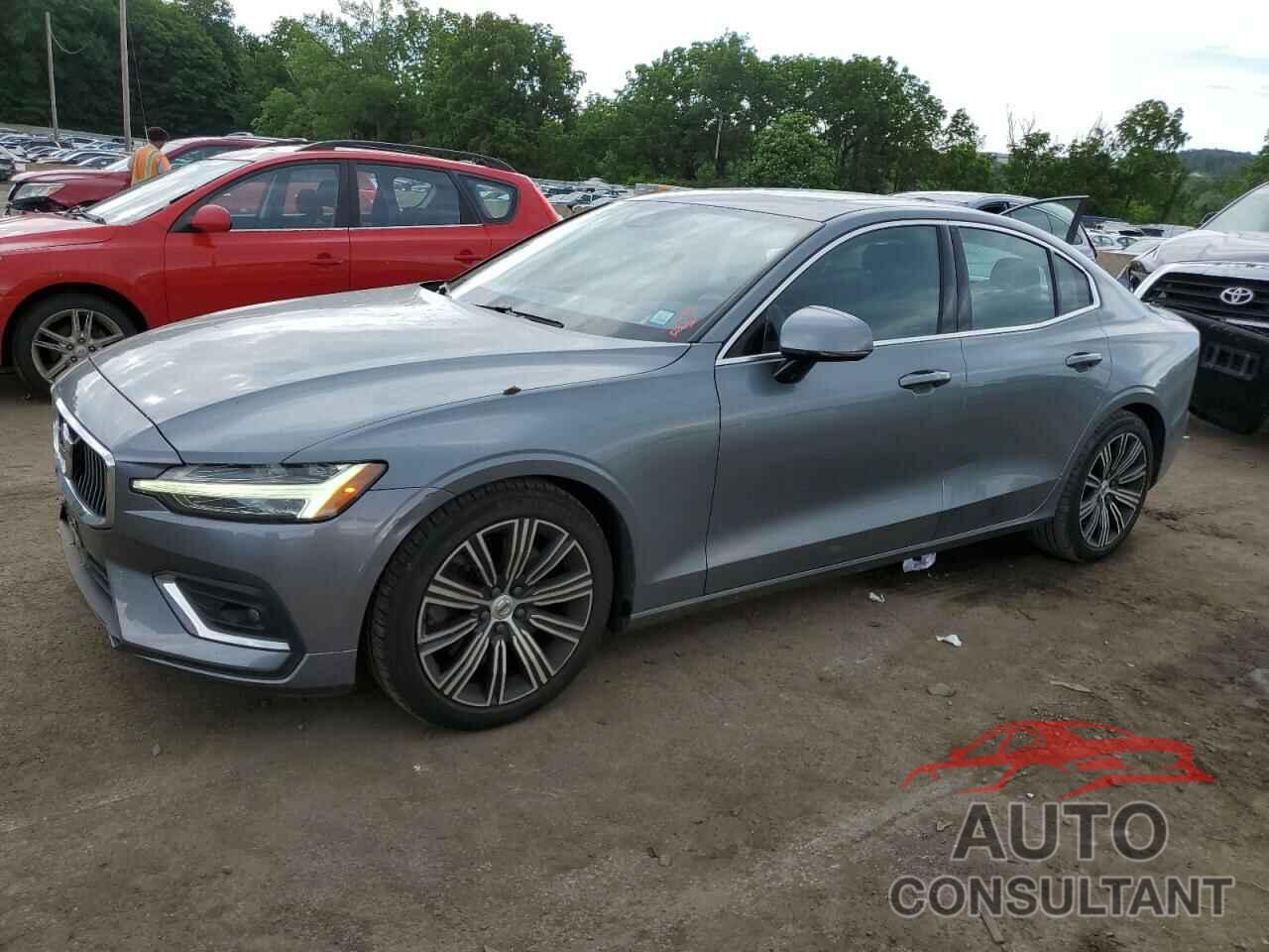 VOLVO S60 2019 - 7JRA22TL0KG007154