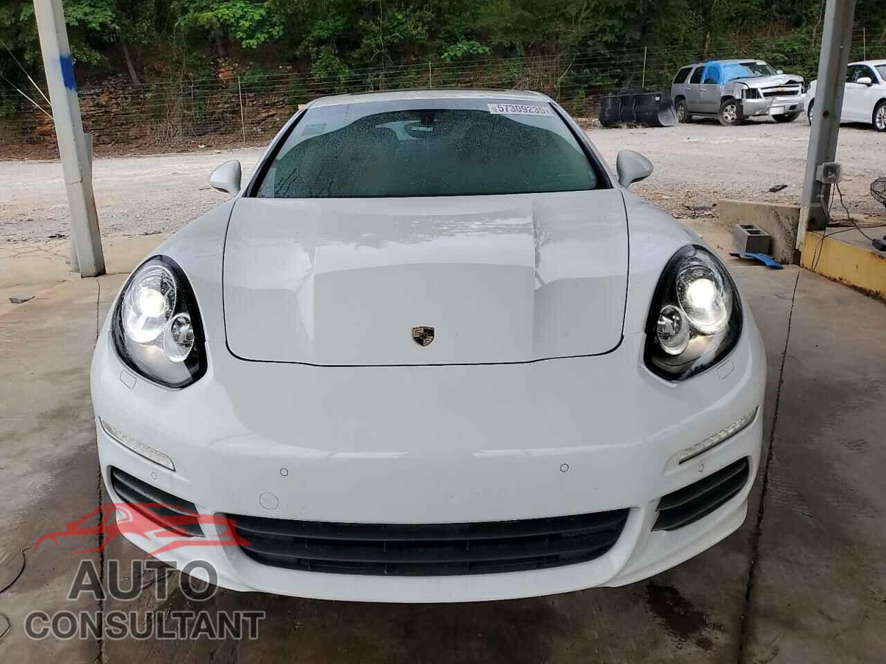 PORSCHE PANAMERA 2015 - WP0AA2A74FL005587