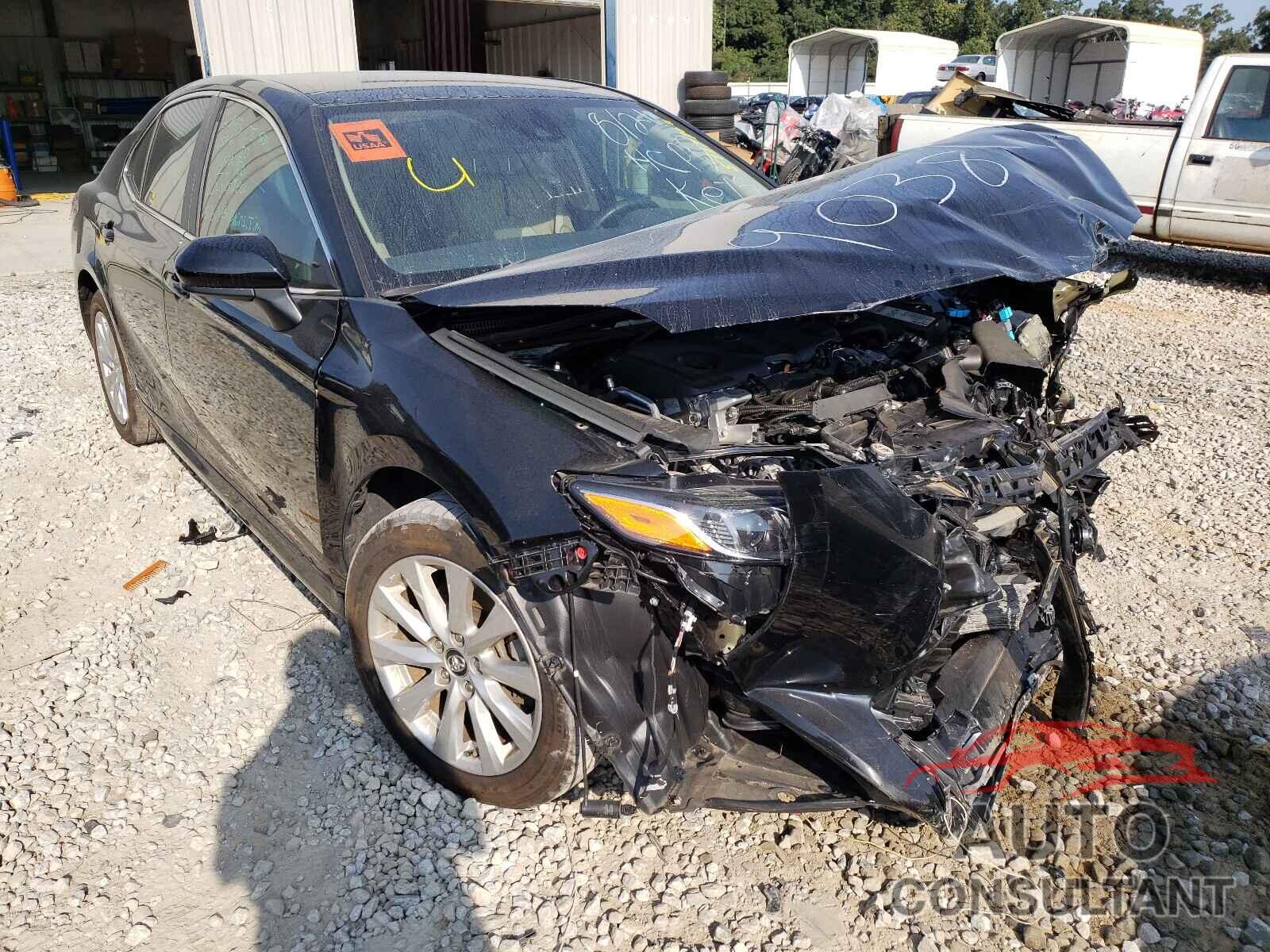 TOYOTA CAMRY 2019 - 4T1B11HK2KU809038