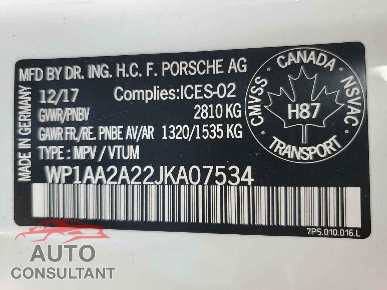 PORSCHE CAYENNE 2018 - WP1AA2A22JKA07534