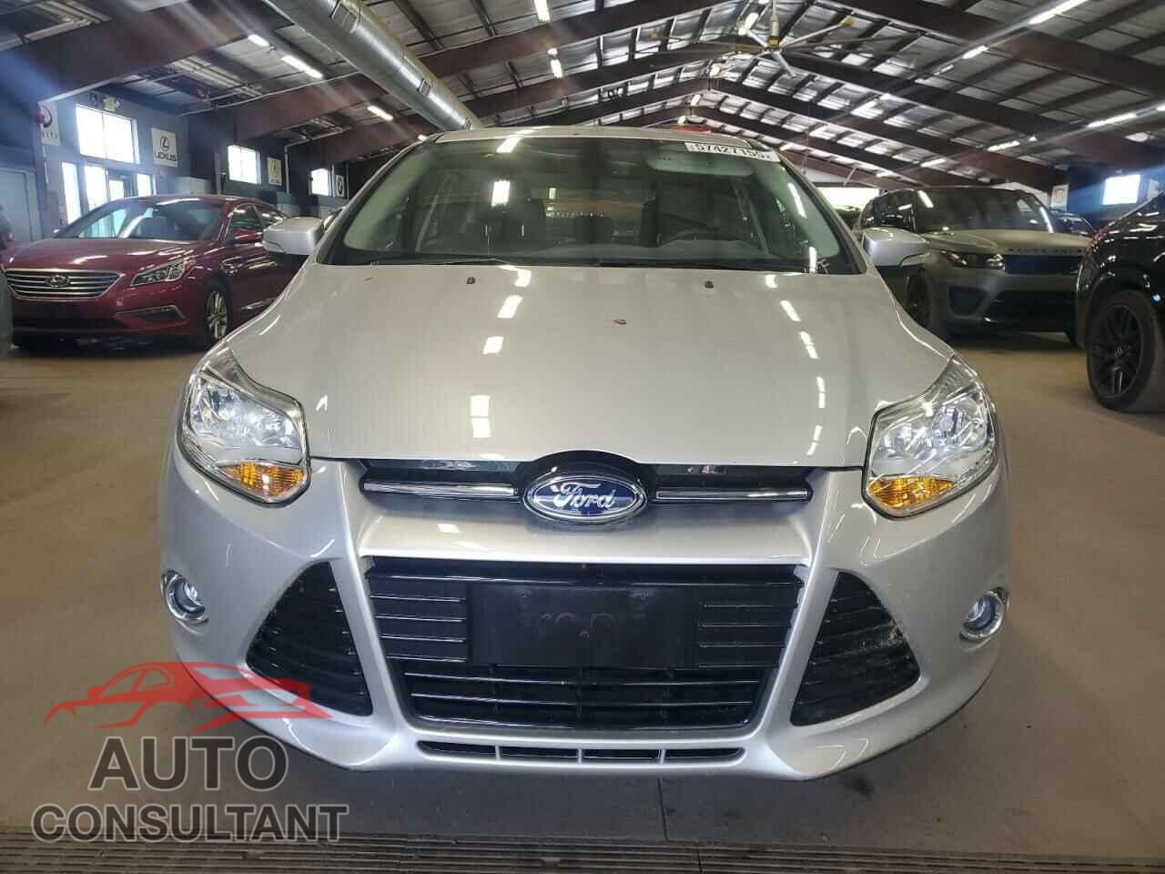 FORD FOCUS 2012 - 1FAHP3M22CL460104