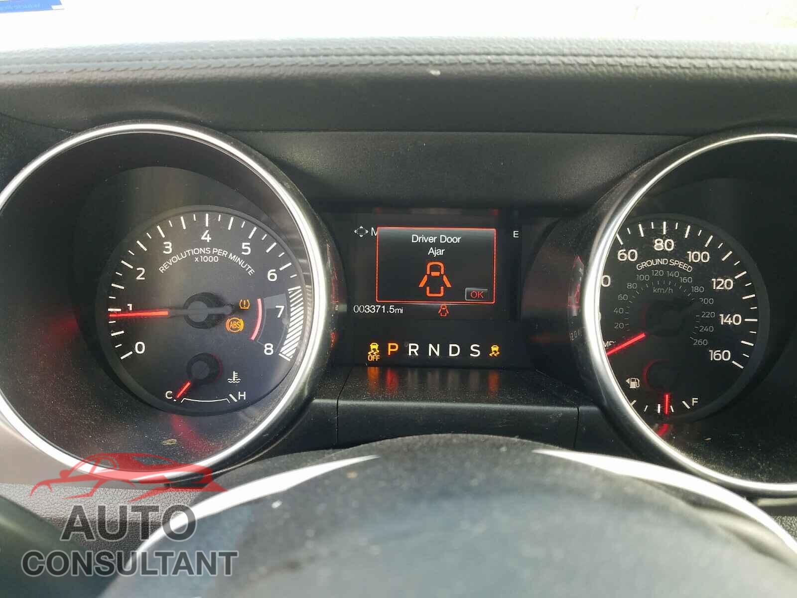 FORD MUSTANG 2020 - 1FA6P8TH8L5136184