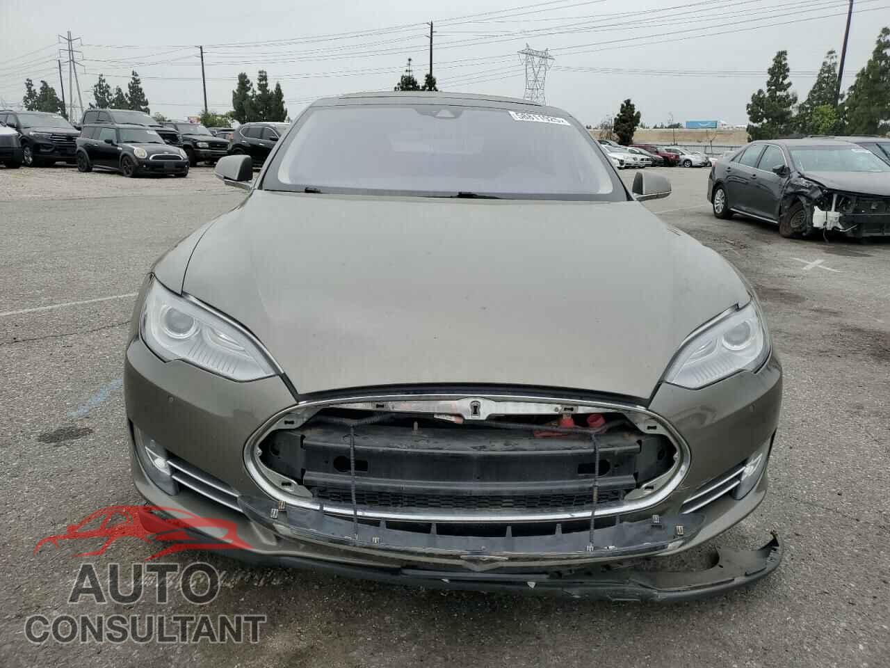 TESLA MODEL S 2015 - 5YJSA1S27FF095046