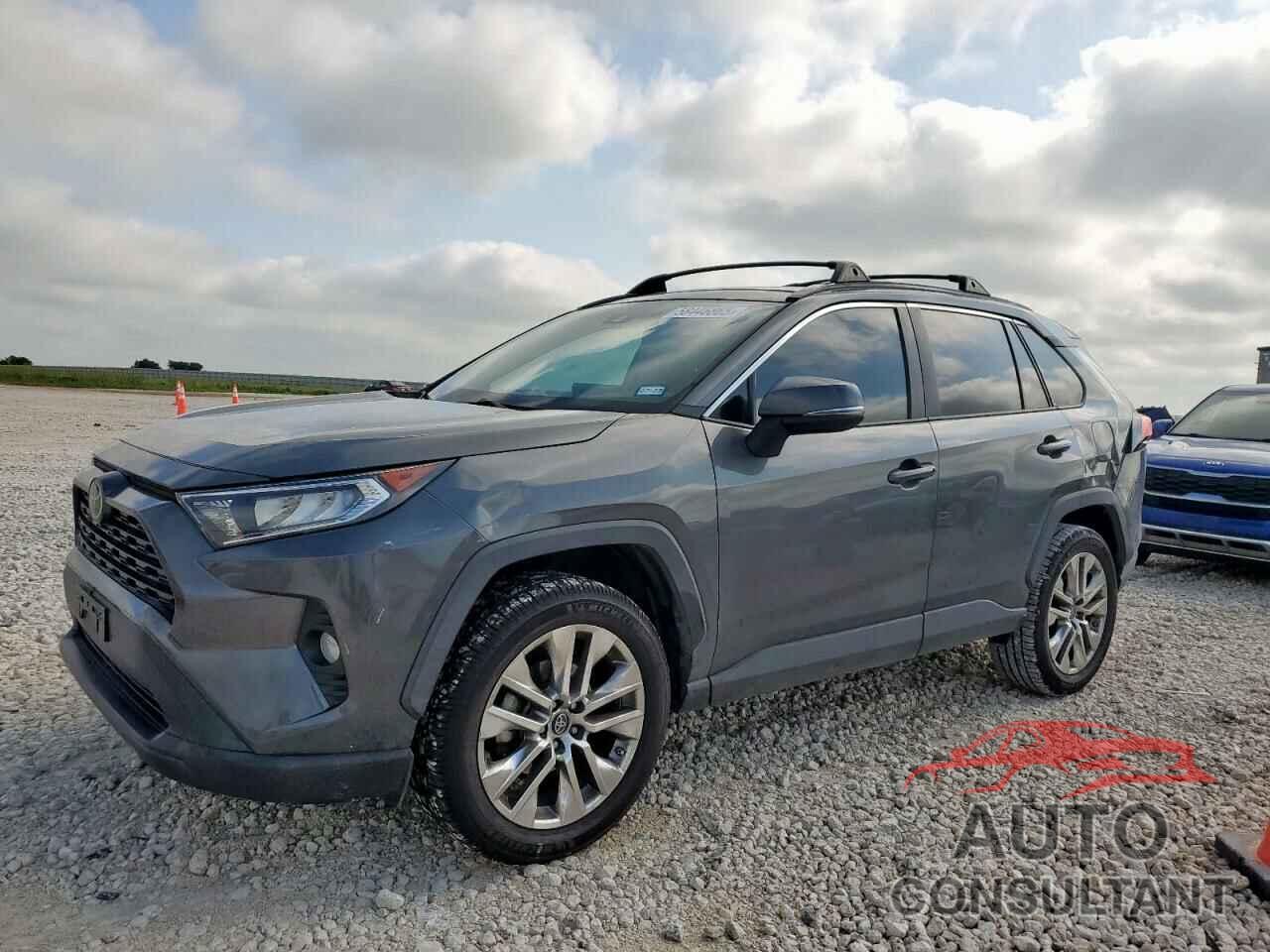 TOYOTA RAV4 2019 - 2T3C1RFV8KC024659