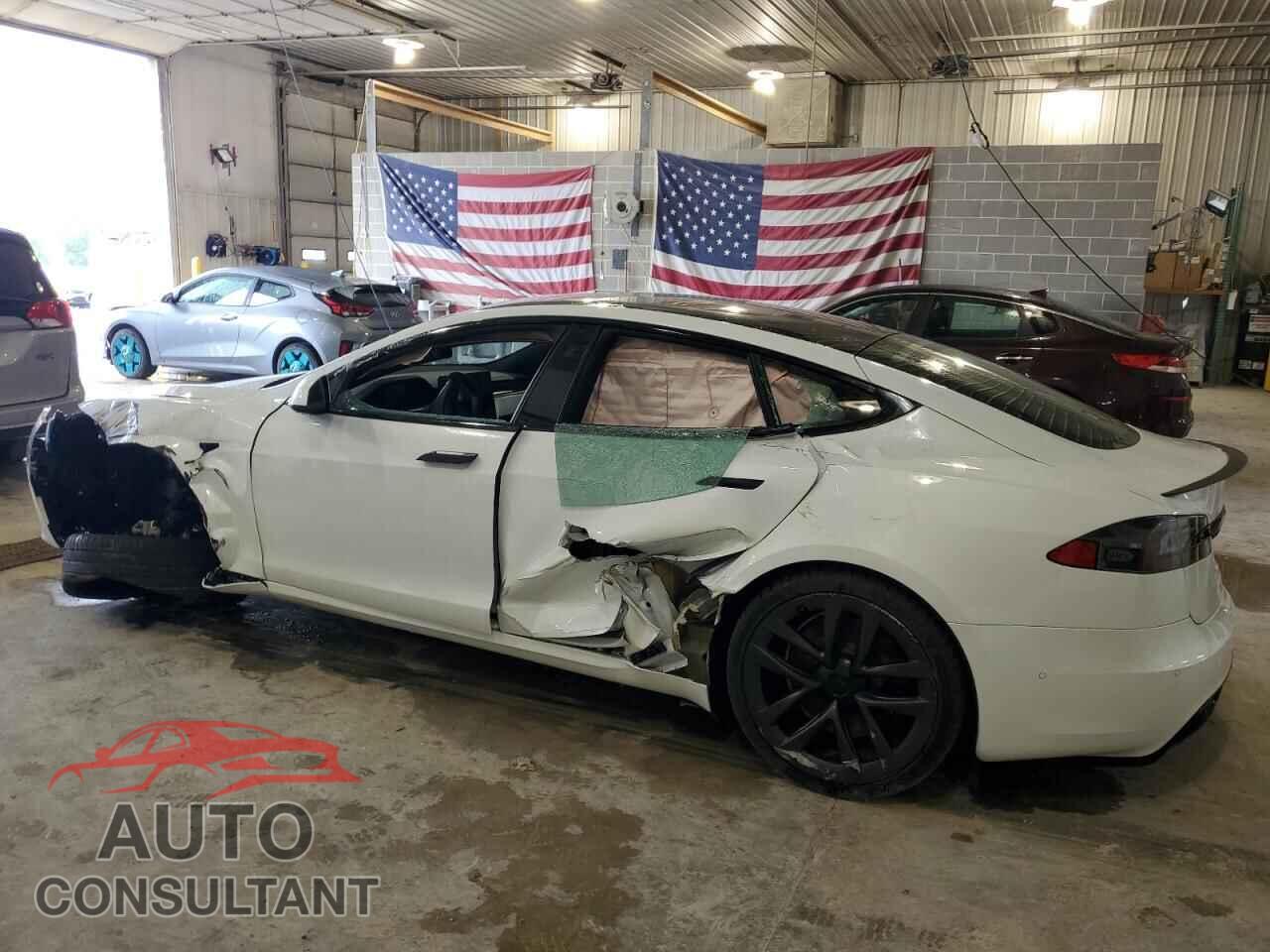 TESLA MODEL S 2022 - 5YJSA1E60NF459143