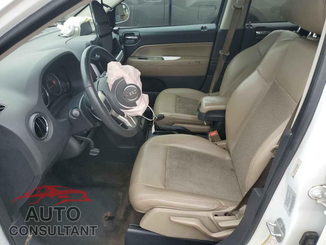 JEEP COMPASS 2016 - 1C4NJCEA6GD679068