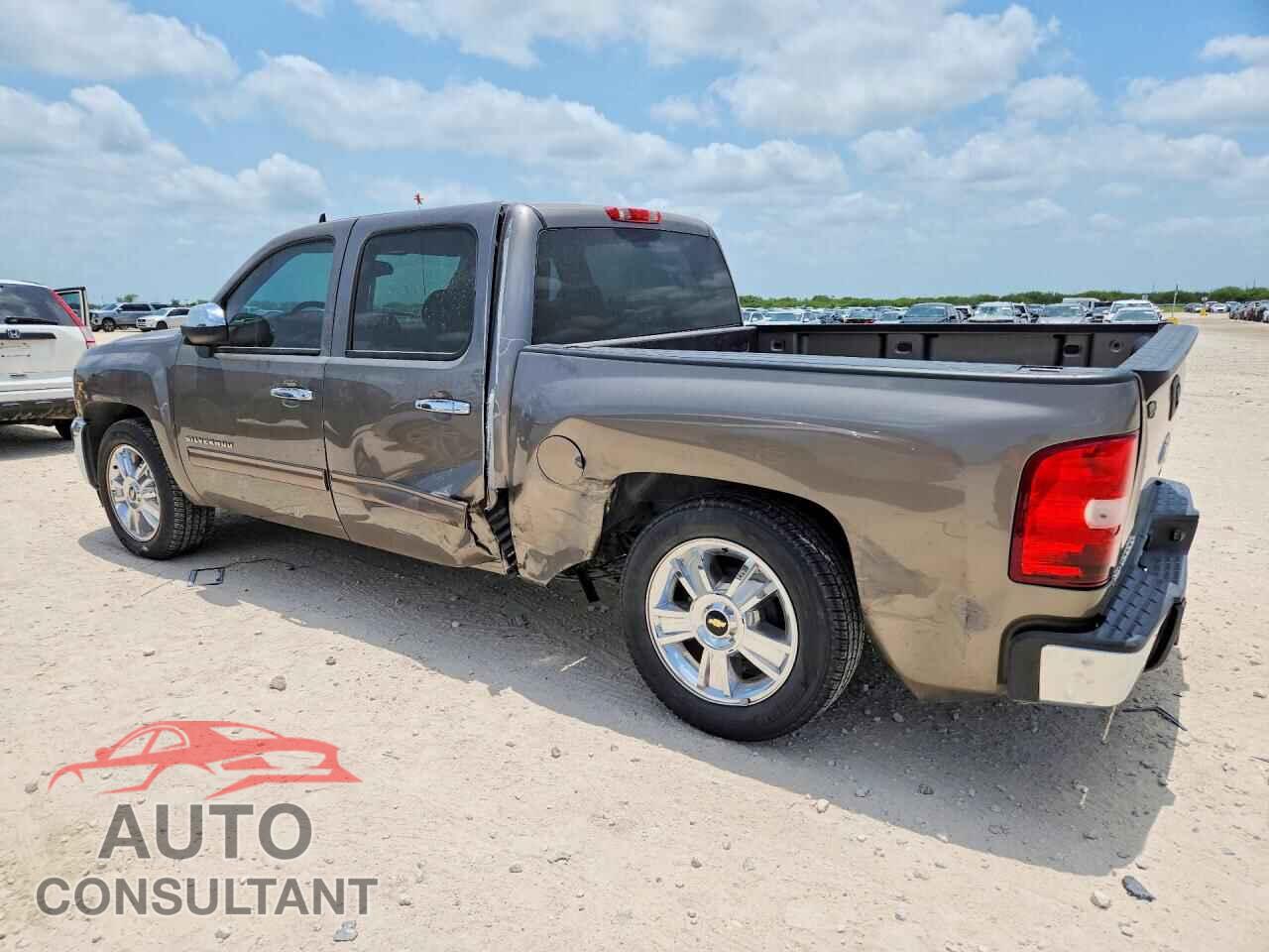 CHEVROLET SILVERADO 2013 - 3GCPCSE03DG323924