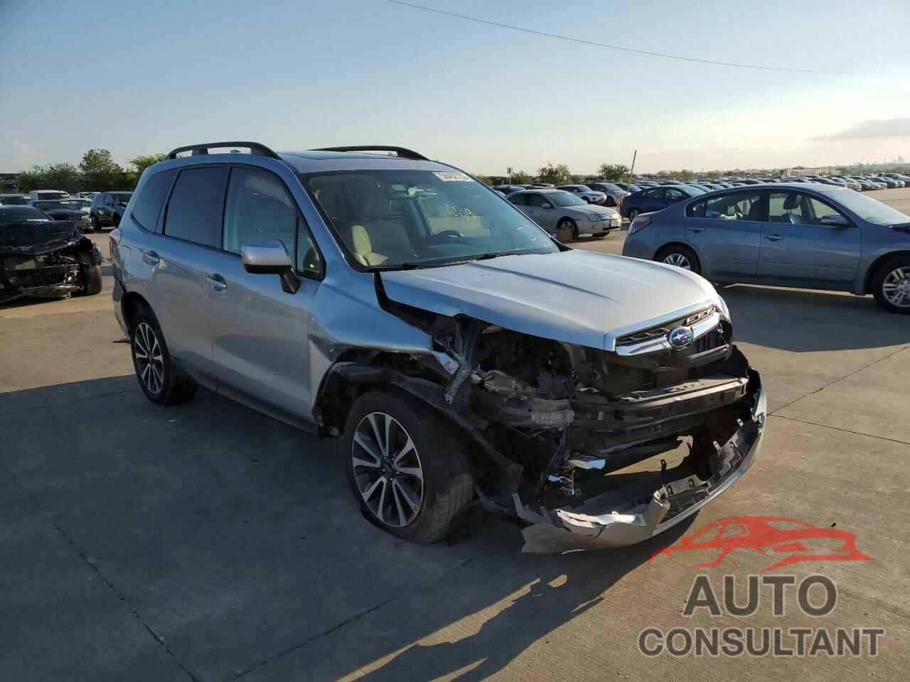 SUBARU FORESTER 2018 - JF2SJAEC9JH456131