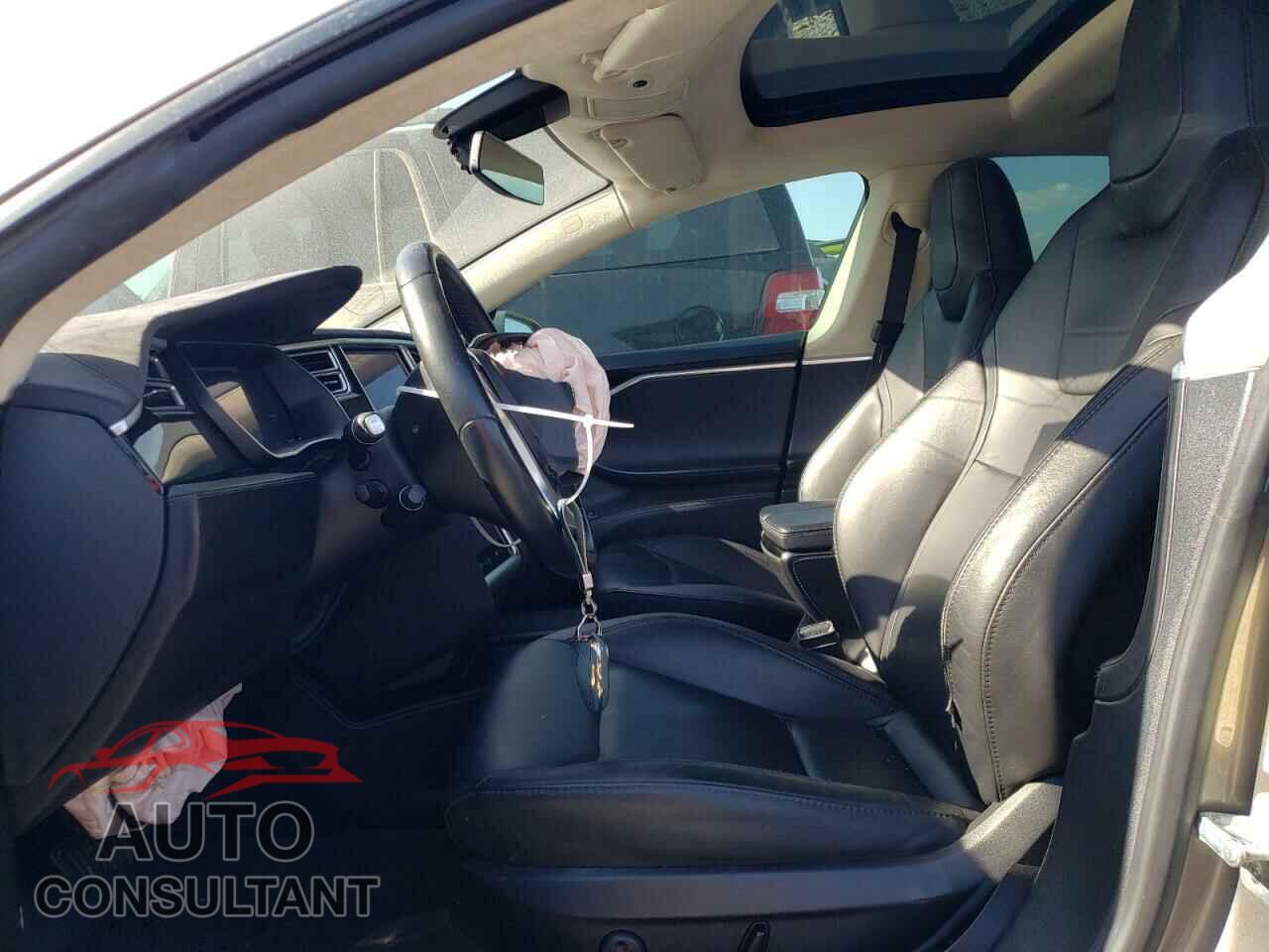 TESLA MODEL S 2016 - 5YJSA1E26GF135372