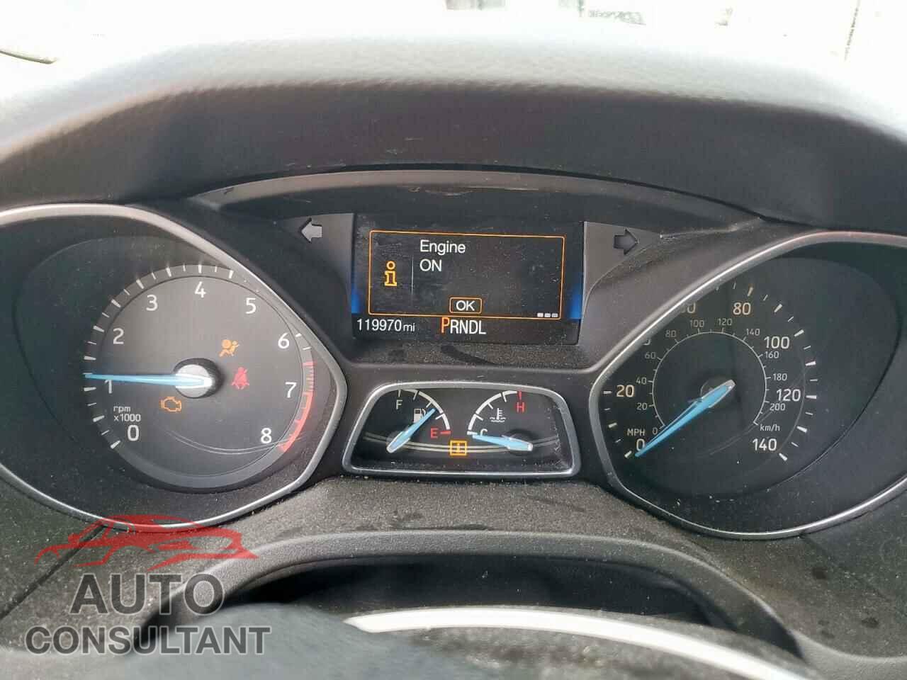 FORD FOCUS 2015 - 1FADP3K25FL210636