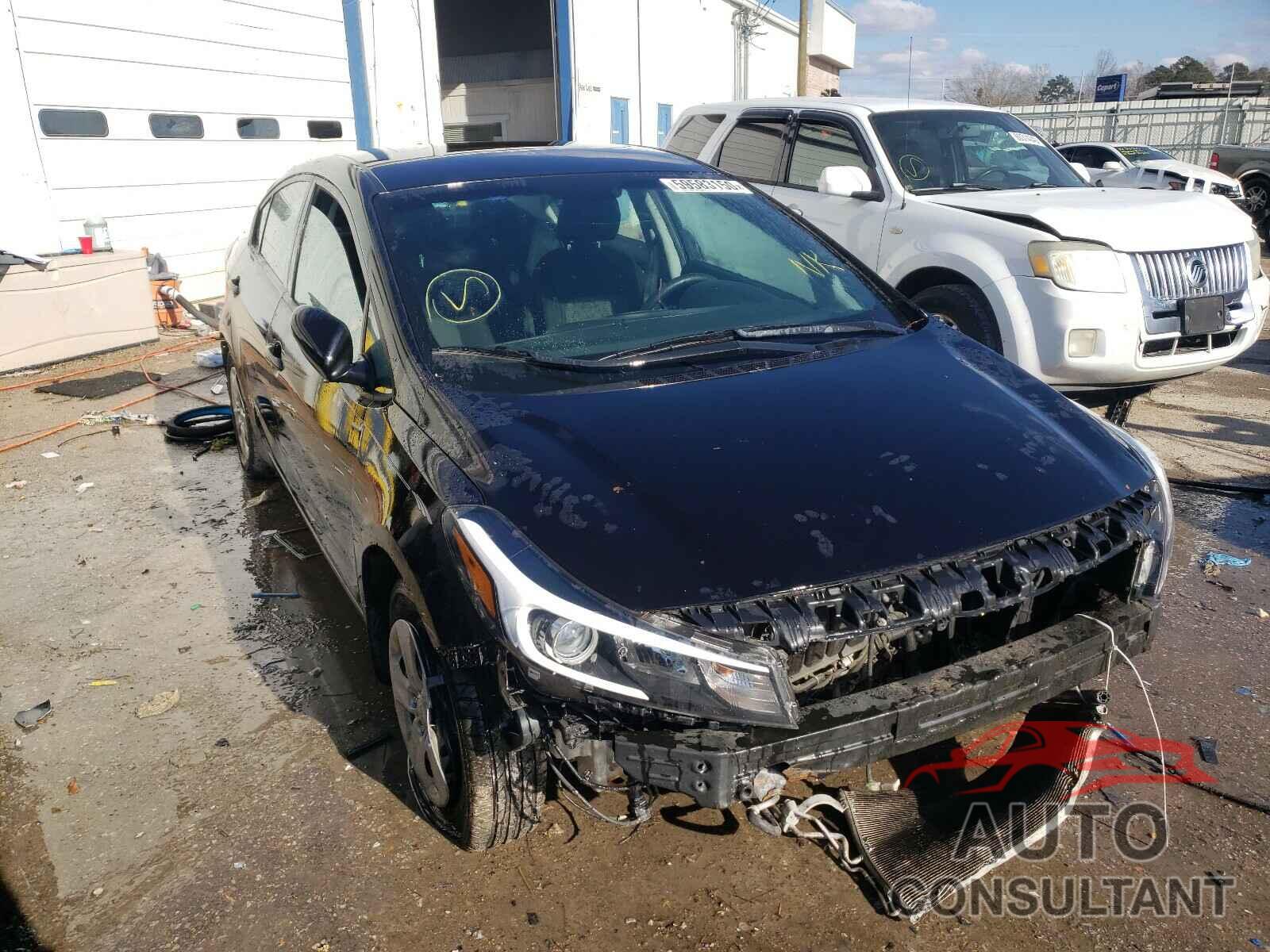 KIA FORTE 2018 - 3KPFK4A70JE229228