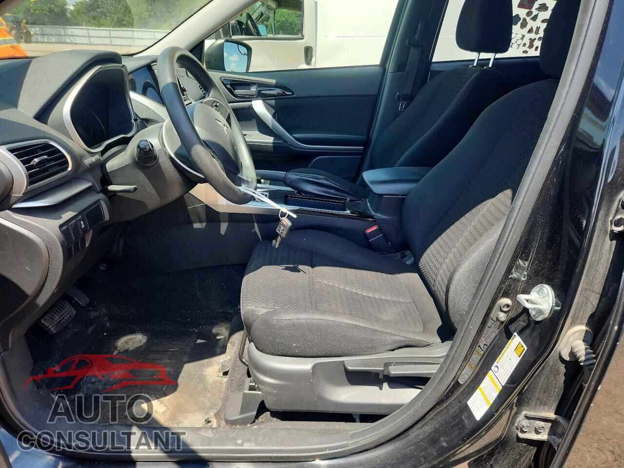 MITSUBISHI ECLIPSE 2018 - JA4AS3AA0JZ047690