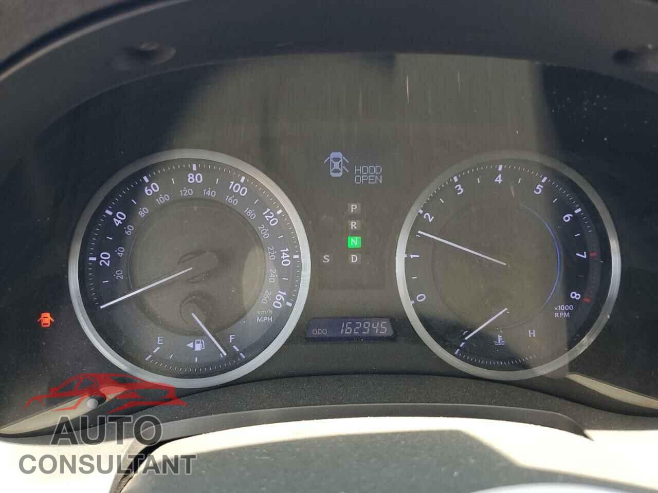 LEXUS IS 2011 - JTHBF5C29B5150436