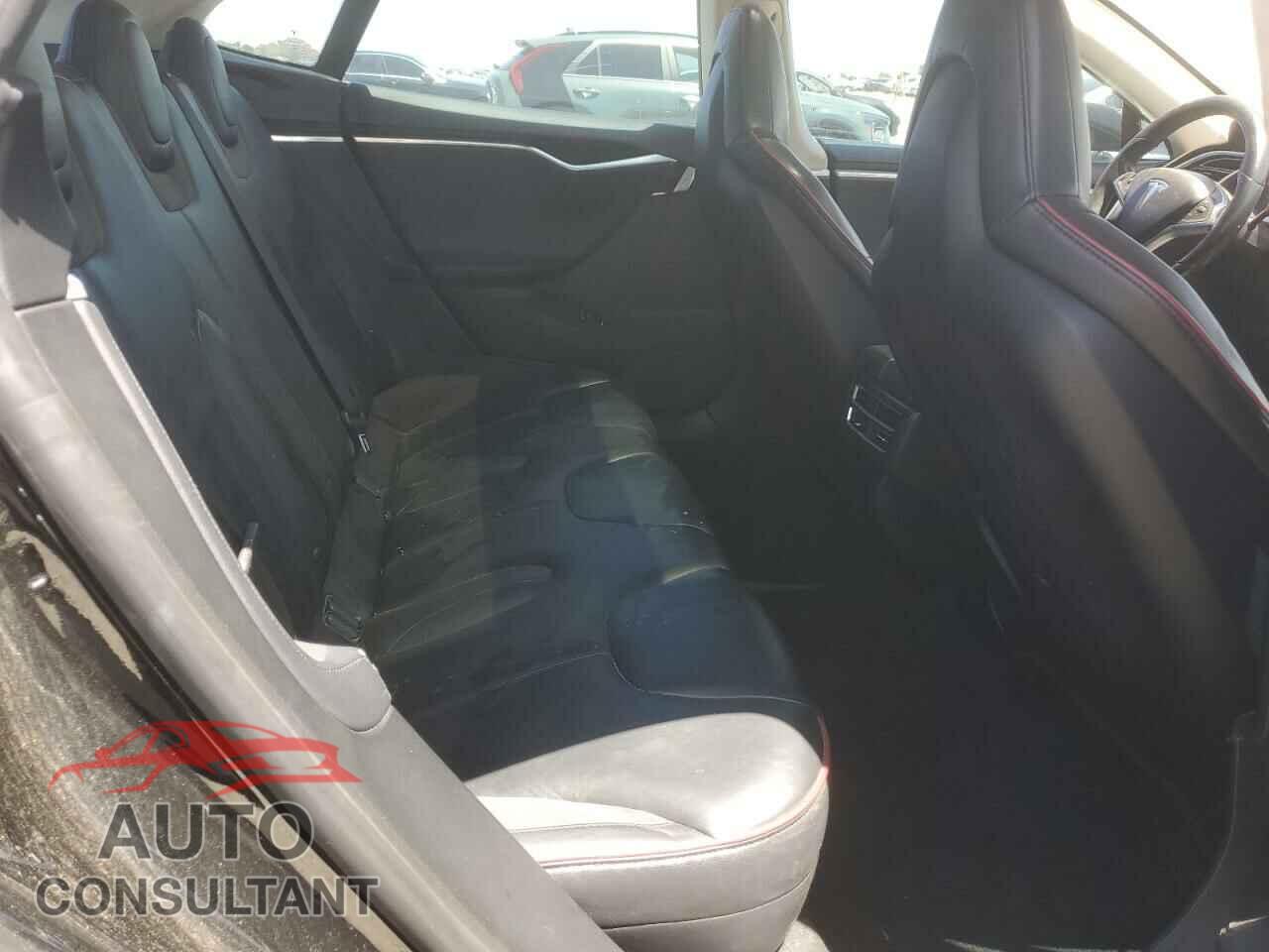 TESLA MODEL S 2013 - 5YJSA1DP8DFP13075