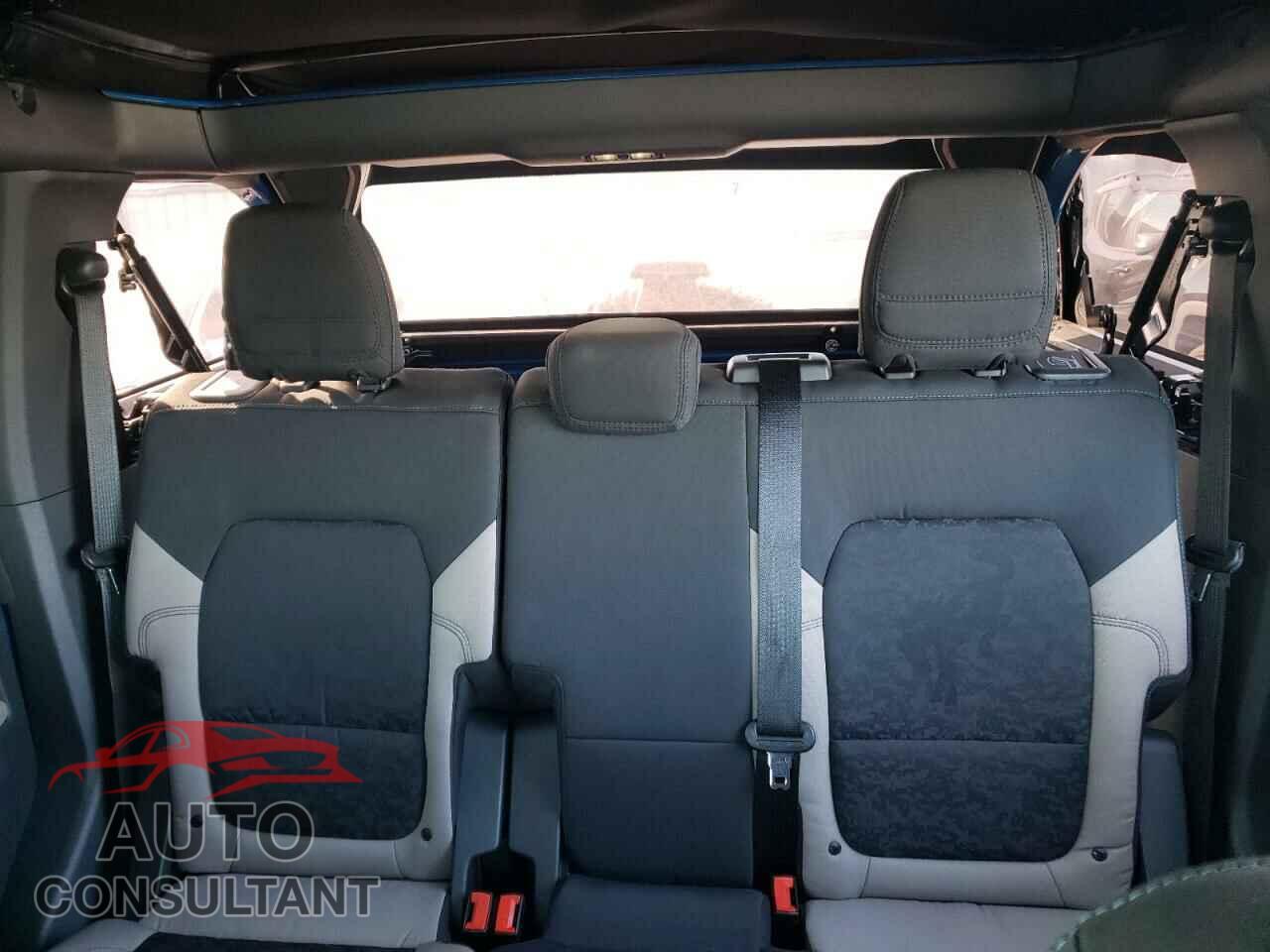 FORD BRONCO 2023 - 1FMEE5DPXPLB34109