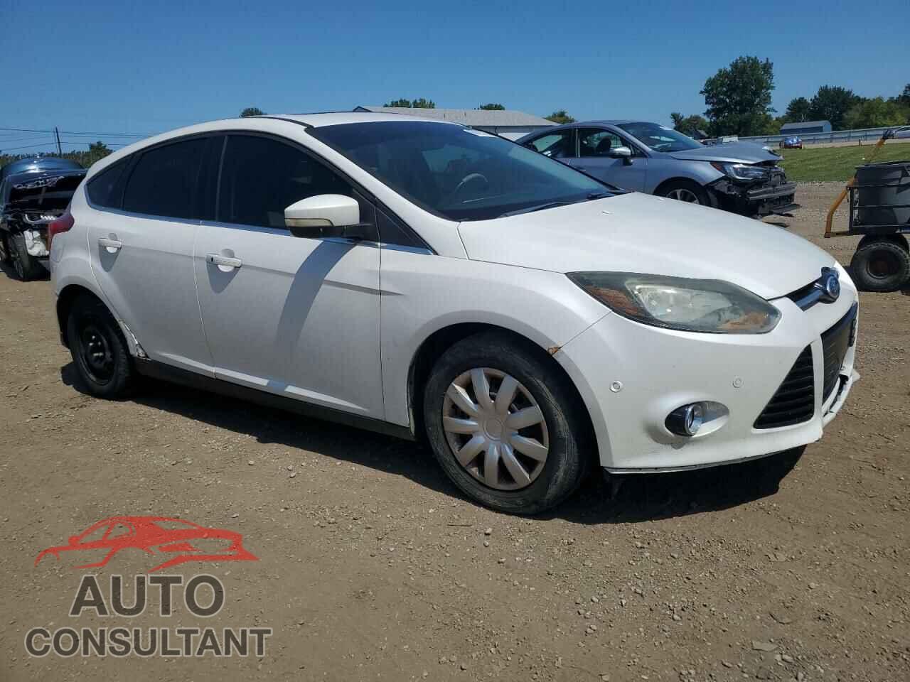 FORD FOCUS 2012 - 1FAHP3N21CL198946