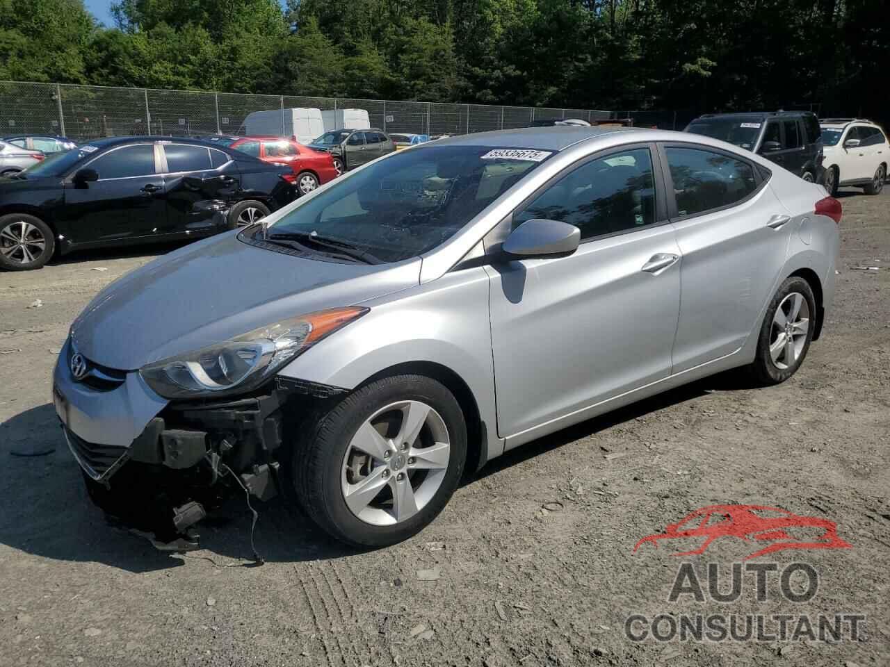 HYUNDAI ELANTRA 2013 - 5NPDH4AE6DH398822