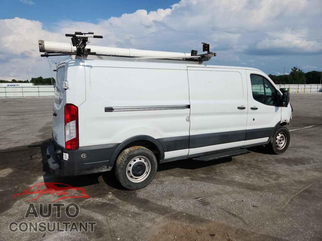 FORD TRANSIT 2019 - 1FTYR2YM3KKA41158