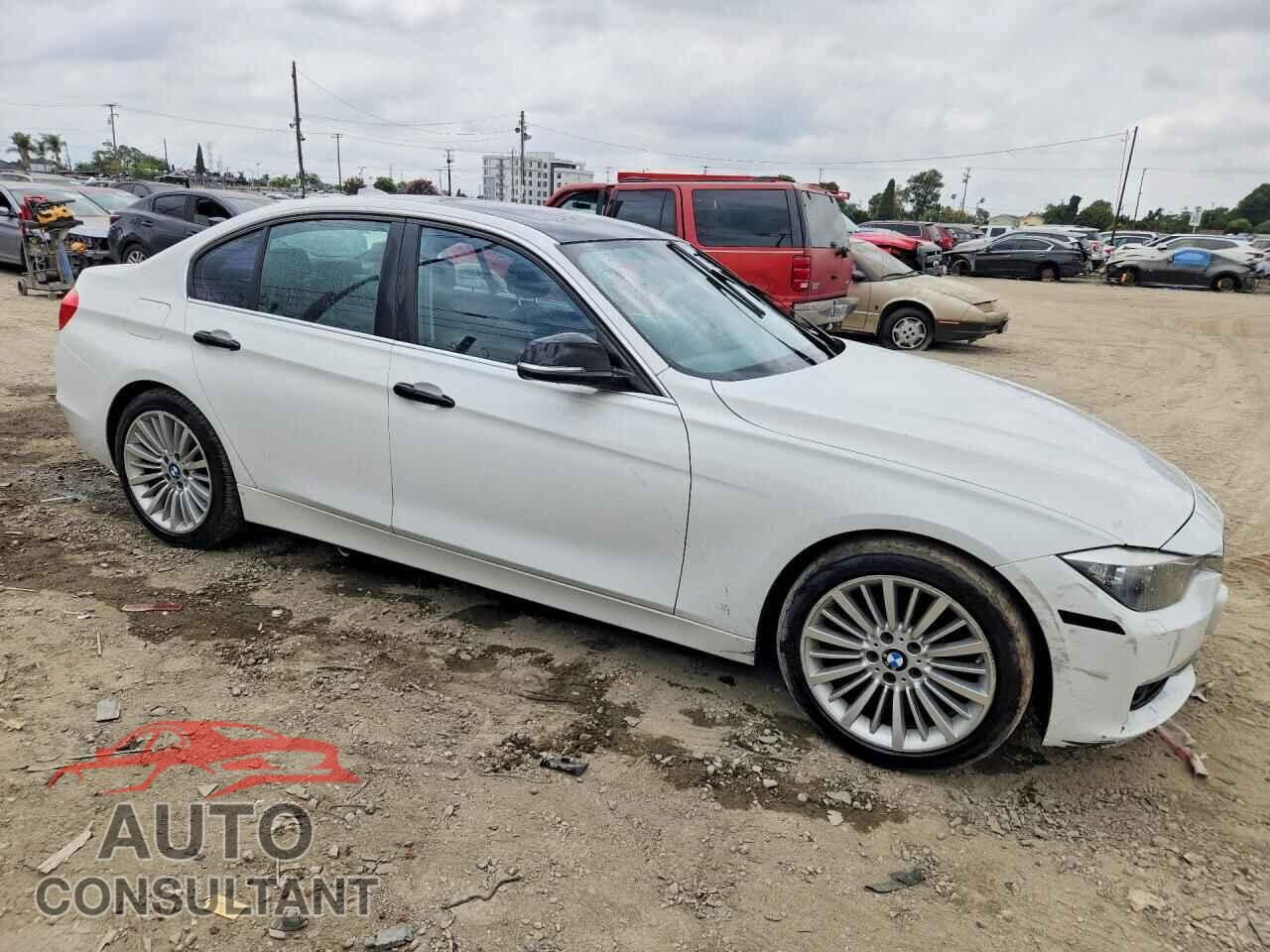BMW 3 SERIES 2012 - WBA3A5C59CF257333