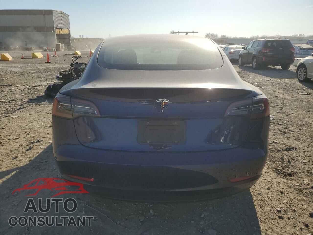 TESLA MODEL 3 2023 - 5YJ3E1EA8PF681011