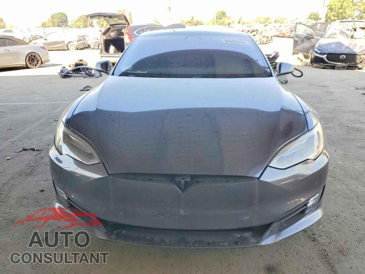 TESLA MODEL S 2017 - 5YJSA1E19HF228489