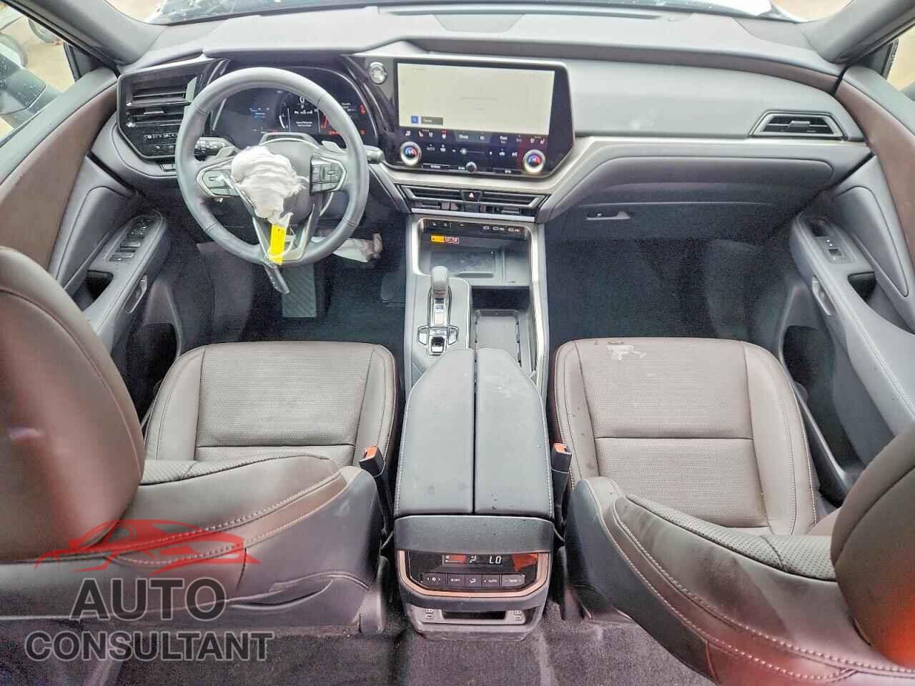 LEXUS UNKNOWN 2024 - 5TDAAAA68RS002437