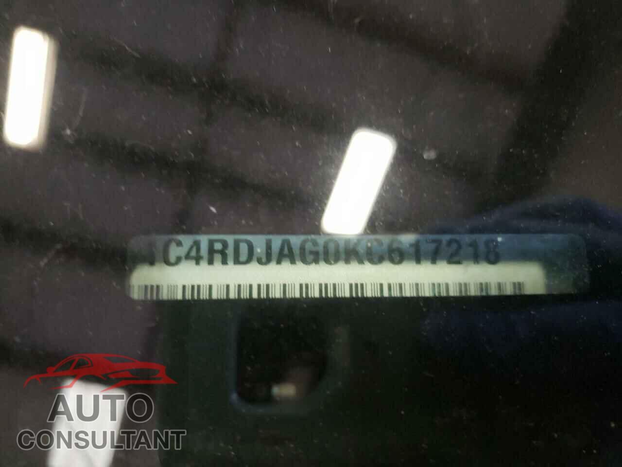 DODGE DURANGO 2019 - 1C4RDJAG0KC617218