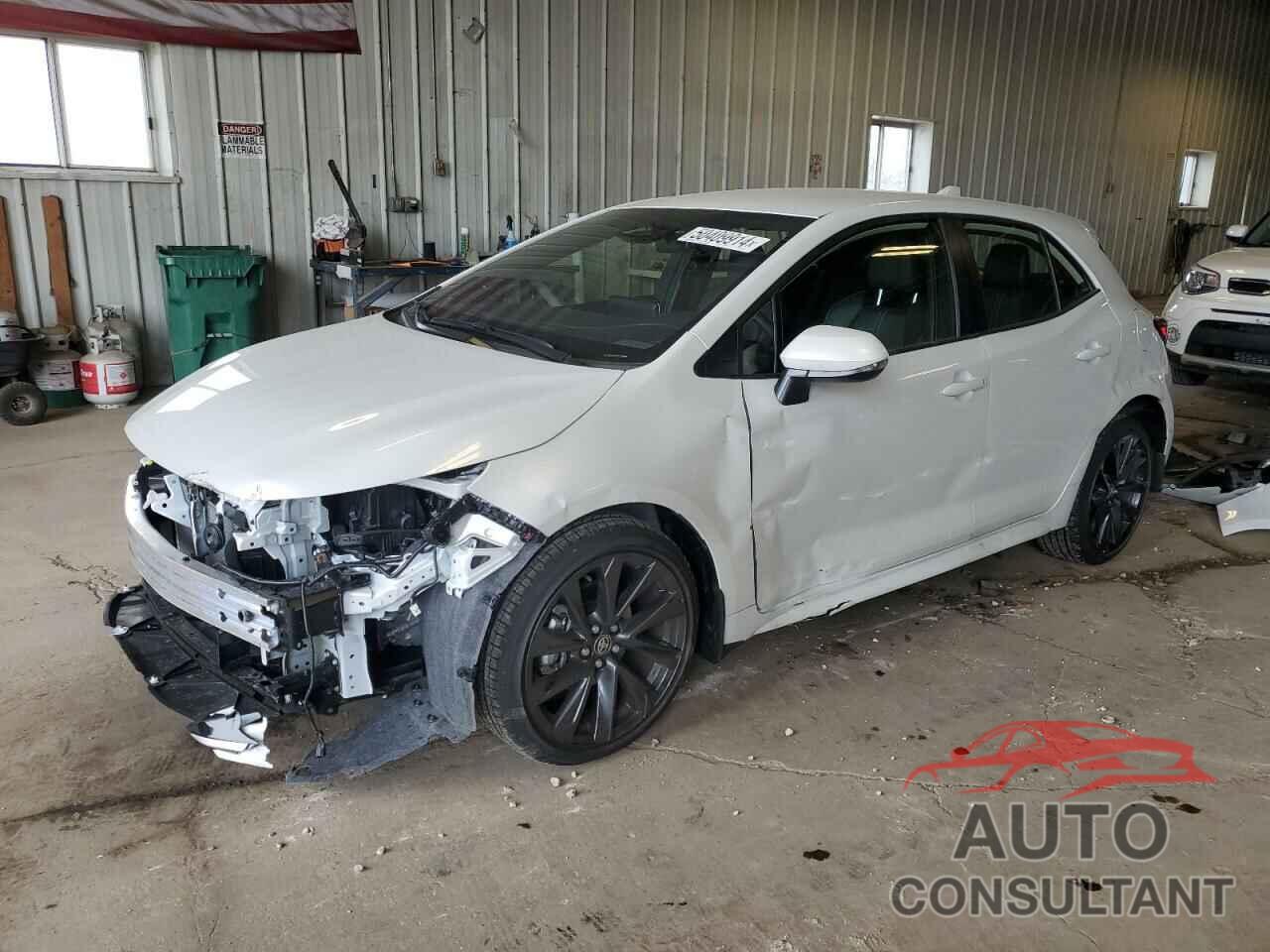 TOYOTA COROLLA 2024 - JTNC4MBE8R3219636