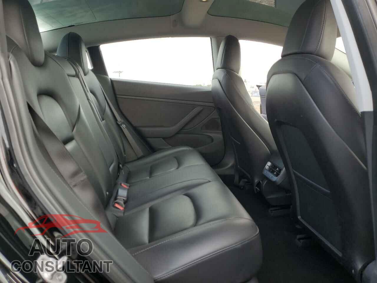 TESLA MODEL 3 2018 - 5YJ3E1EA9JF156997