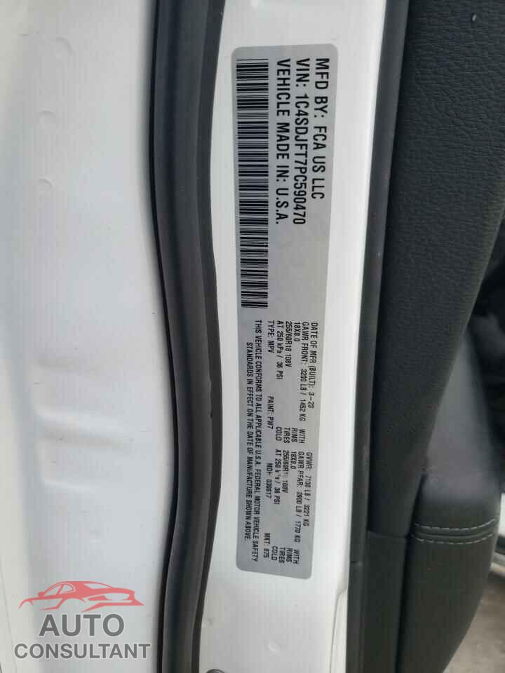 DODGE DURANGO 2023 - 1C4SDJFT7PC590470
