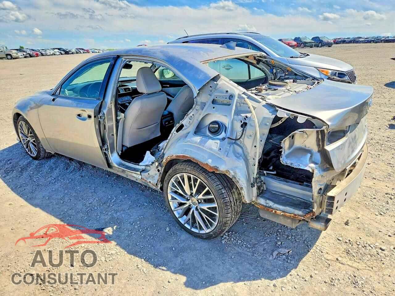LEXUS IS 2015 - JTHCF1D21F5017381