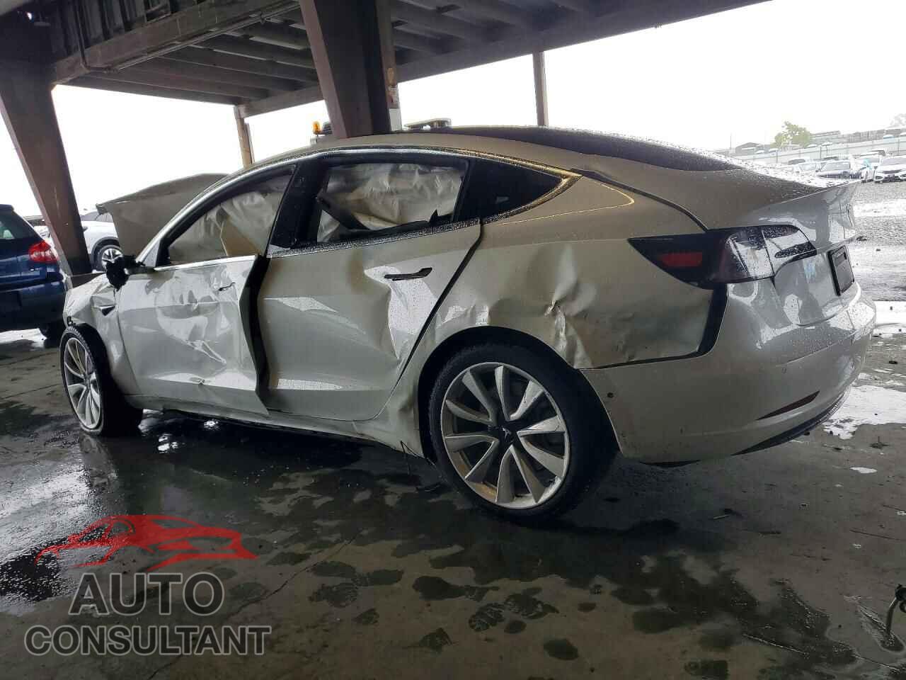 TESLA MODEL 3 2019 - 5YJ3E1EA9KF332125