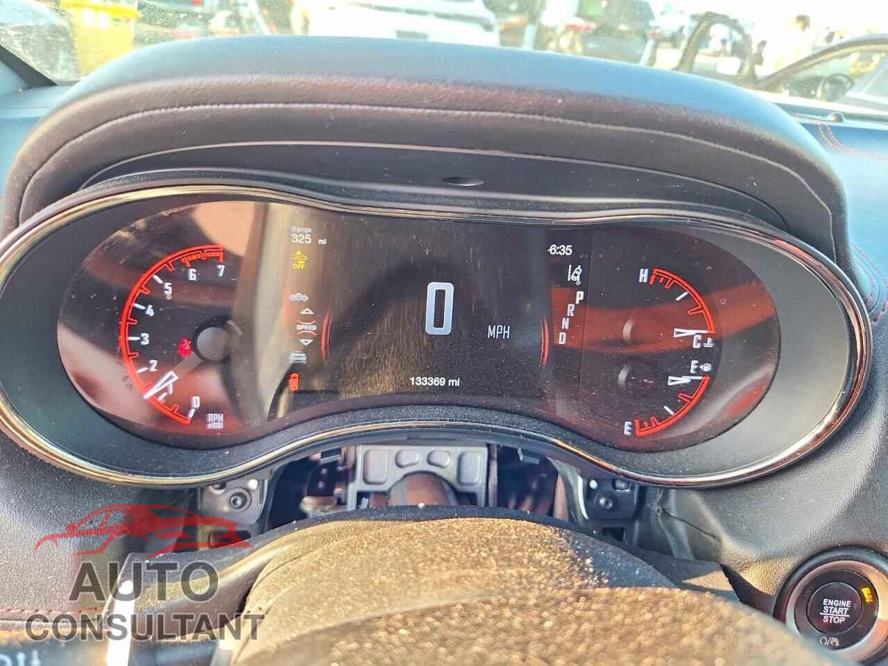 DODGE DURANGO 2018 - 1C4SDJCT7JC444548