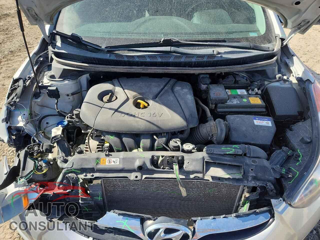HYUNDAI ELANTRA 2013 - KMHDH4AE1DU954603