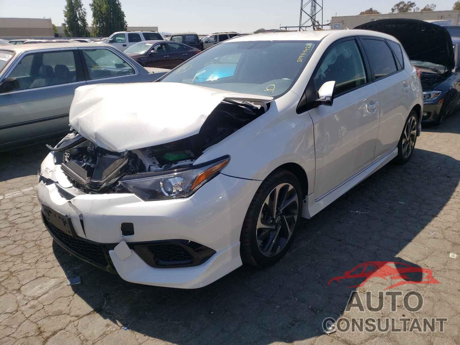 TOYOTA SCION 2016 - JTNKARJE1GJ514475