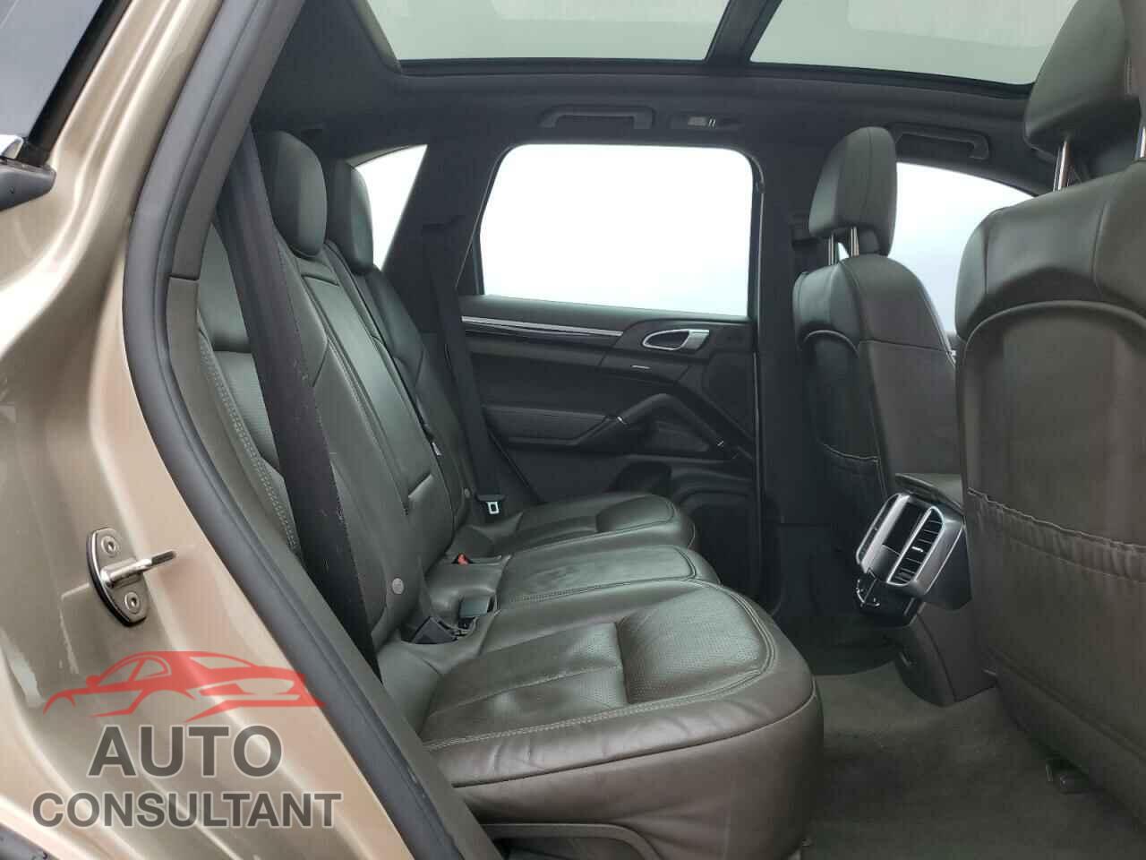 PORSCHE CAYENNE 2017 - WP1AA2A20HKA82890