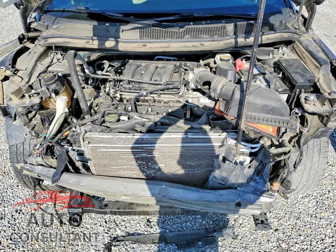 FORD EXPLORER 2018 - 1FM5K8F8XJGB44526