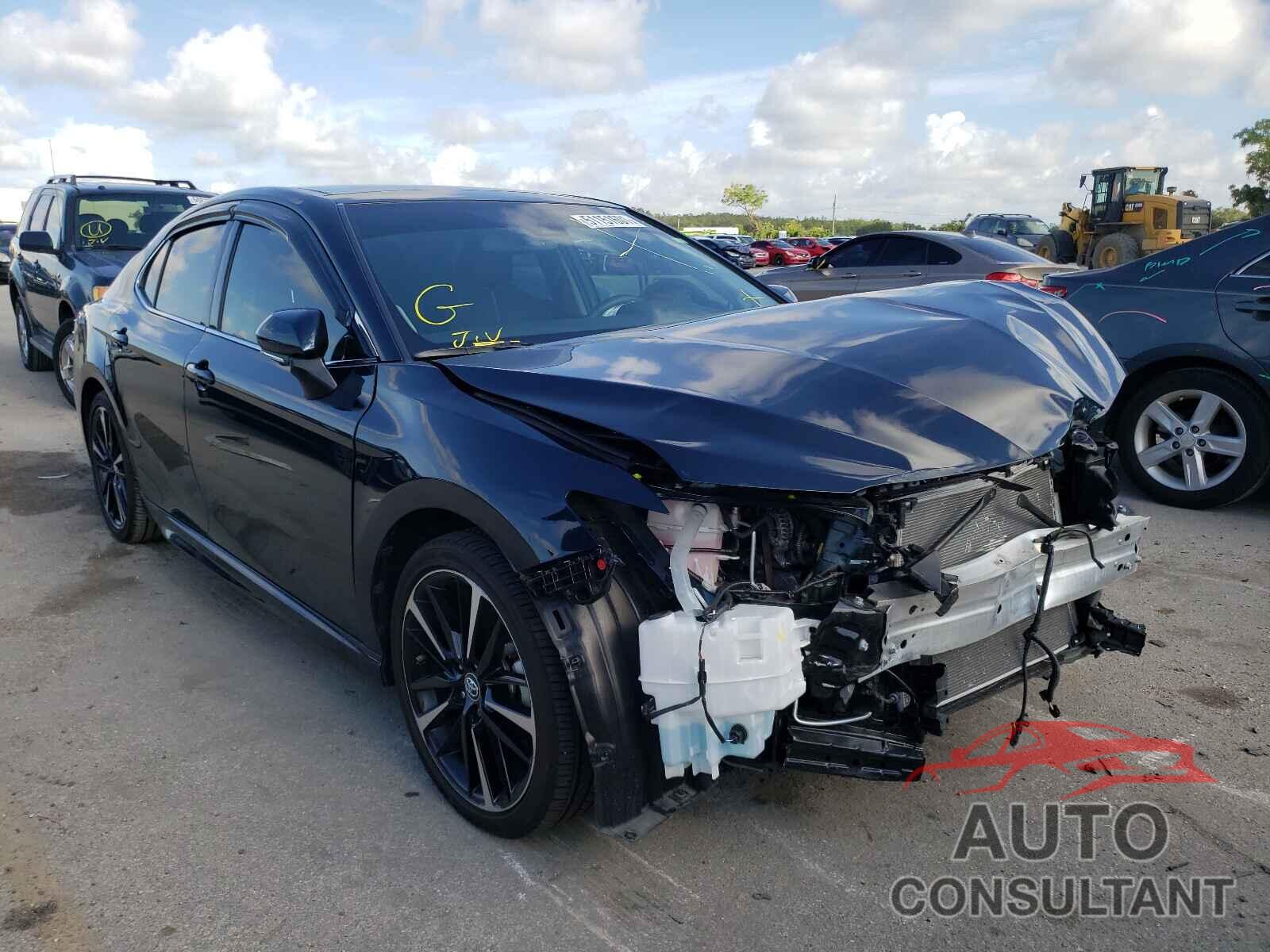 TOYOTA CAMRY 2019 - 4T1B61HK1KU700944